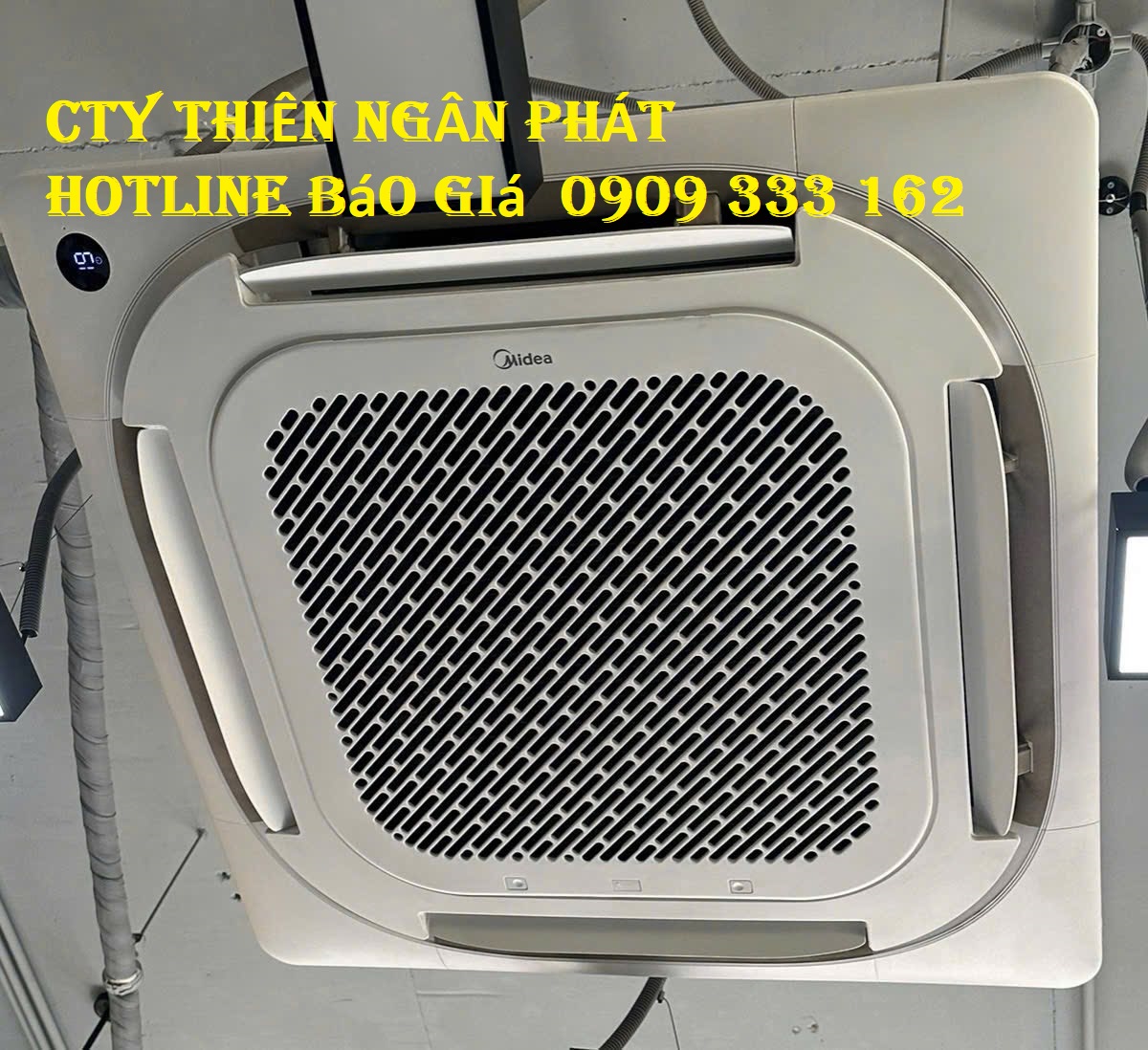 Hình ảnh lắp đặt máy lạnh âm trần midea cho nhà xưởng sản xuất