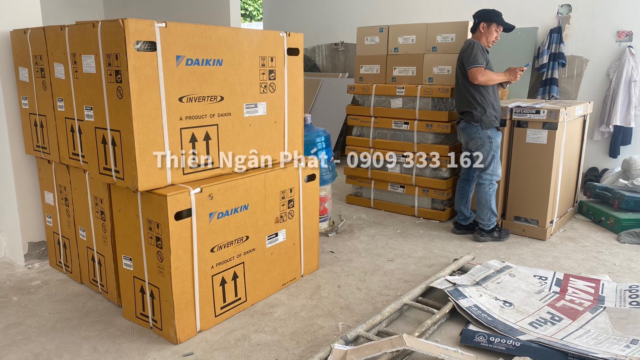 Model máy lạnh đứng đặt sàn Daikin mới FVC gas R32 mới năm 2023   May-lanh-chinh-hang-Daikin